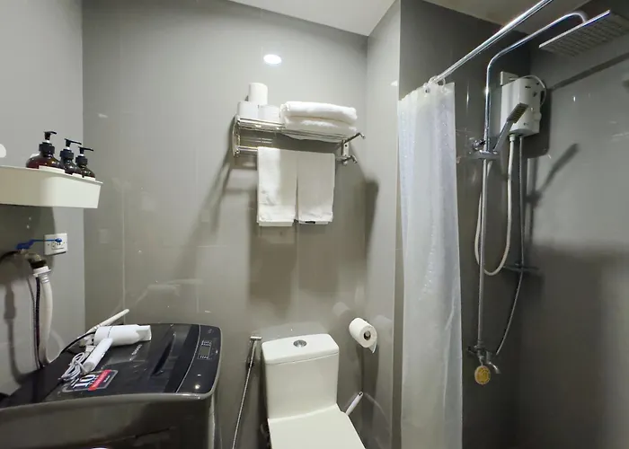 1br Makati, Air Residences M008 *