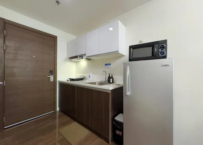 1br Makati, Air Residences M008 Apartment *